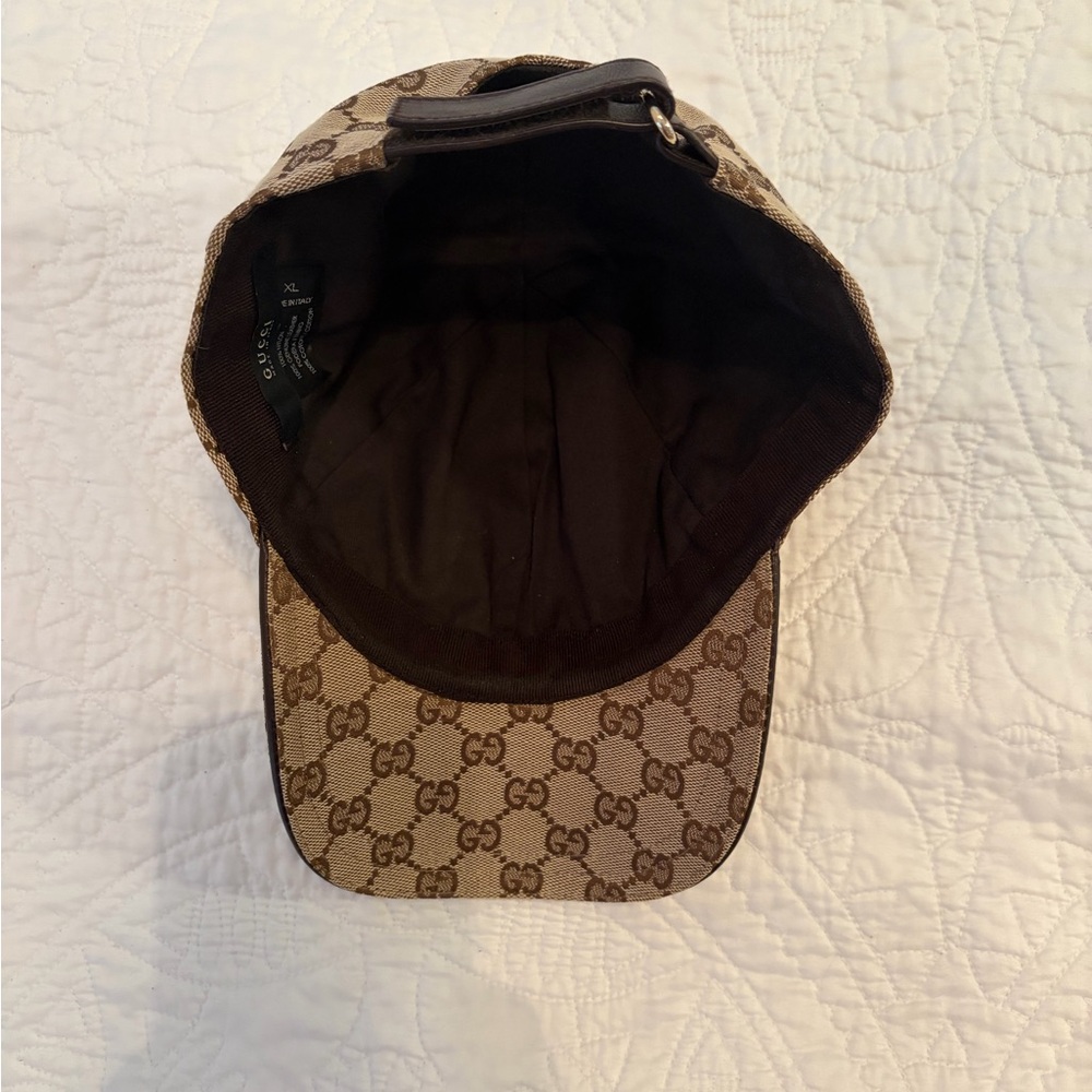 Gucci Beige Monogram Baseball Cap - Picture 5 of 9